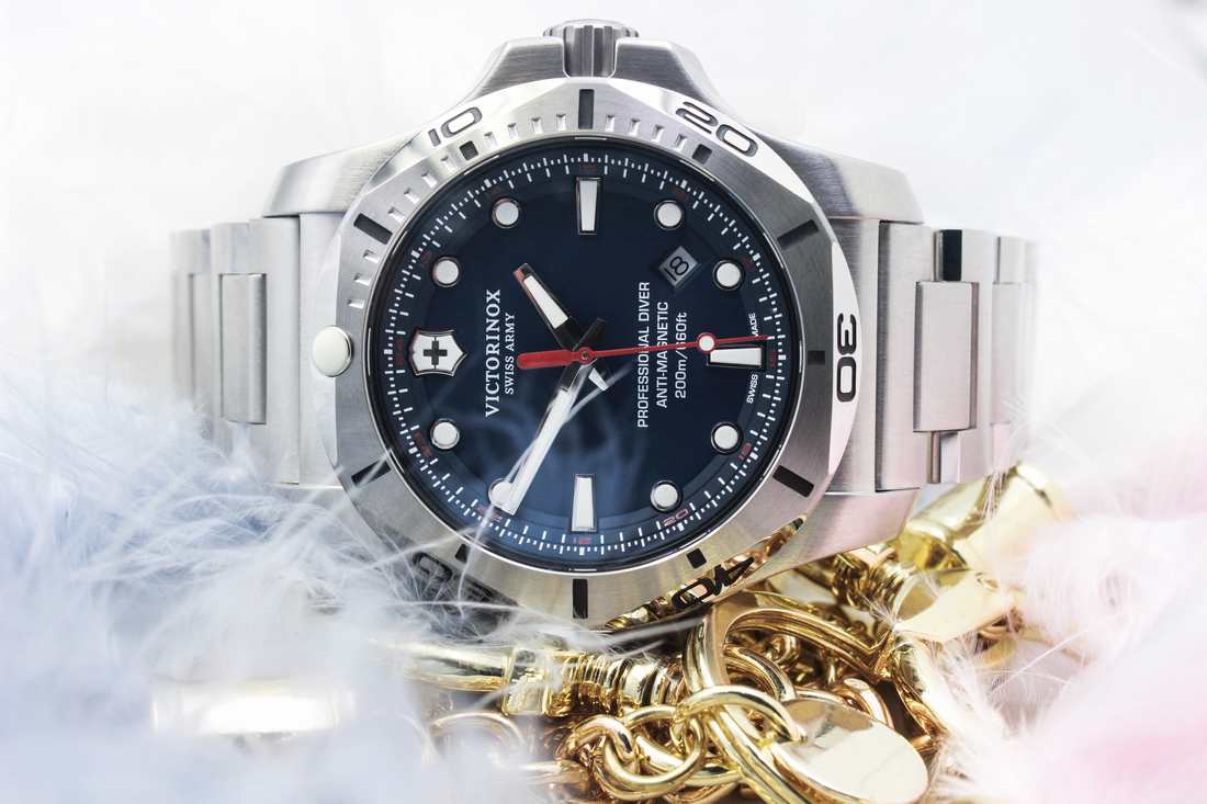 Đồng hồ chính hãng cao cấp