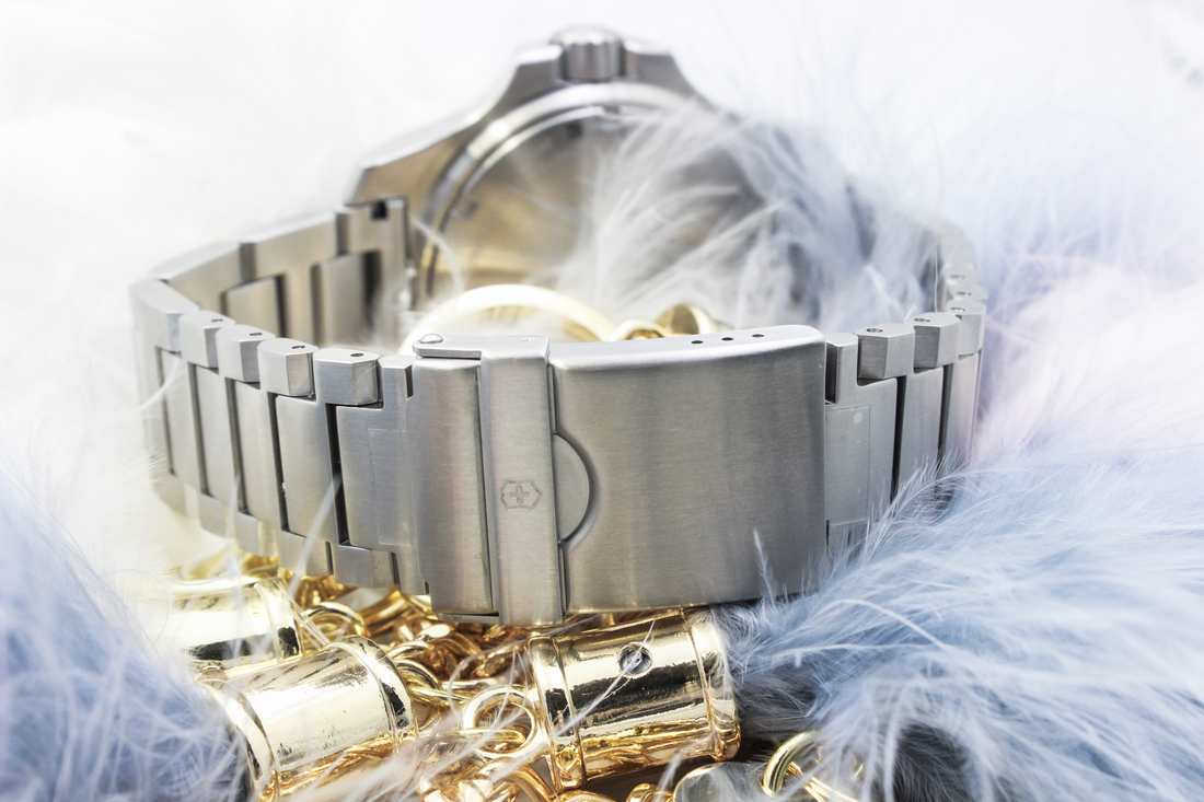 Đồng hồ chính hãng cao cấp