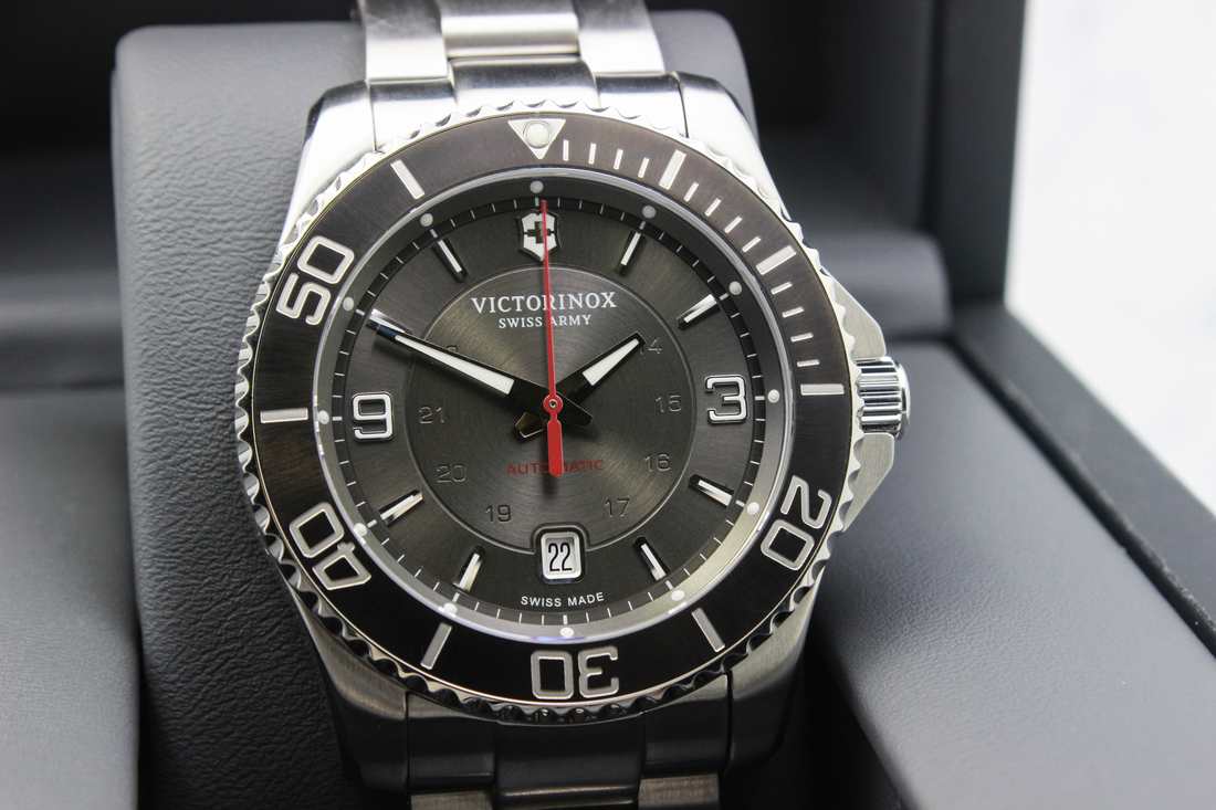 Đồng hồ chính hãng cao cấp