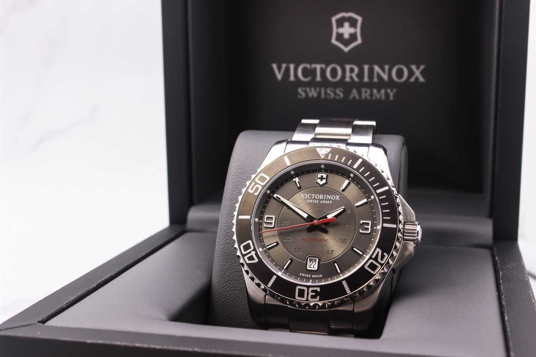 Đồng hồ chính hãng cao cấp