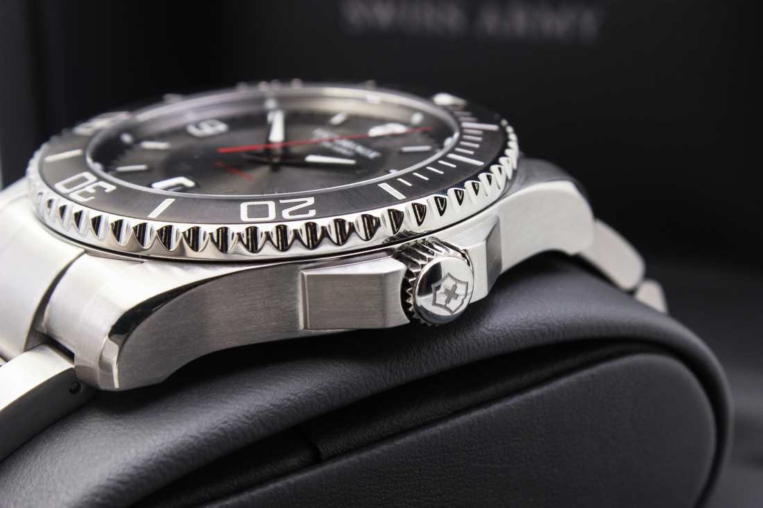 Đồng hồ chính hãng cao cấp