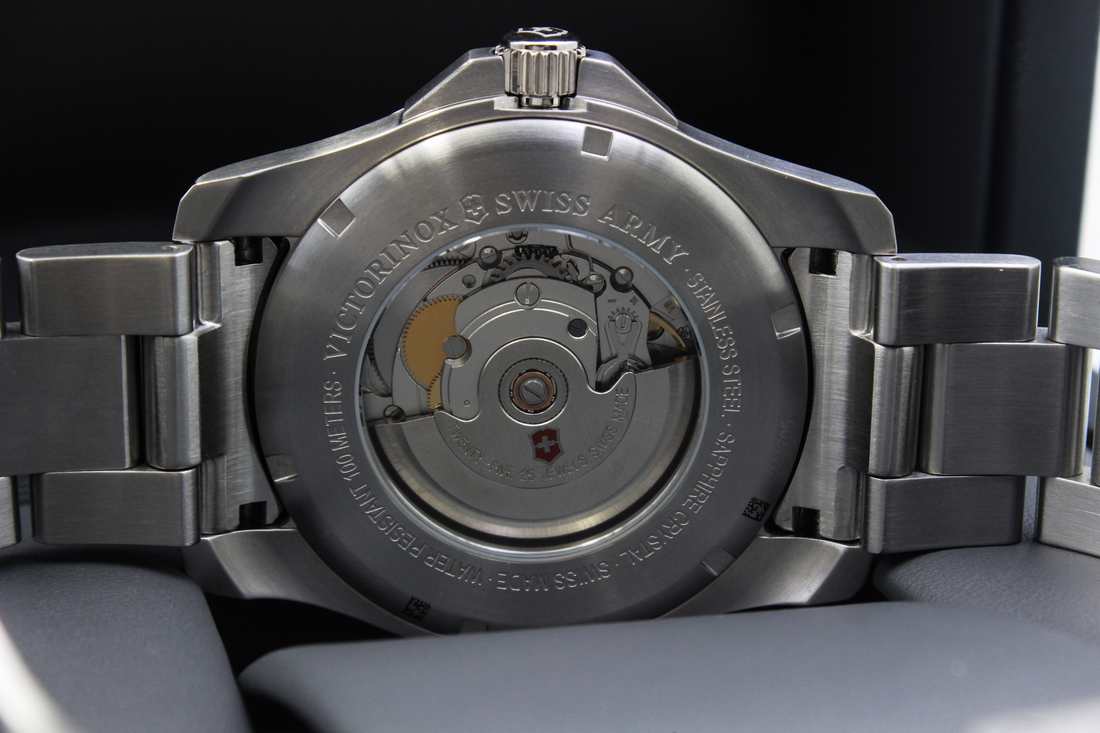 Đồng hồ chính hãng cao cấp