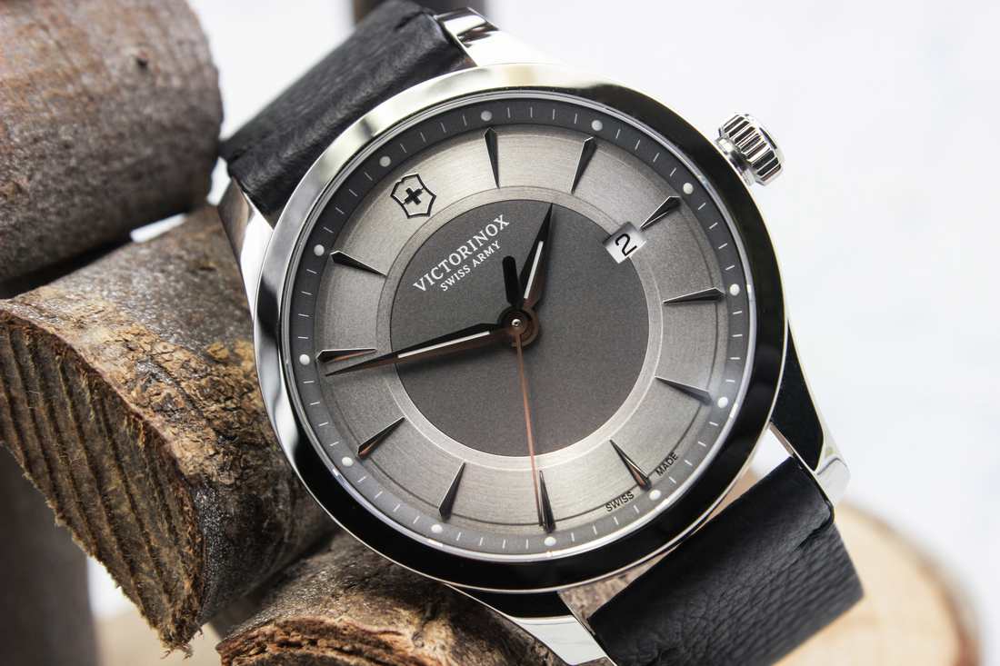 Đồng hồ chính hãng cao cấp