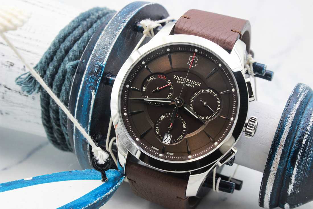 Đồng hồ chính hãng cao cấp