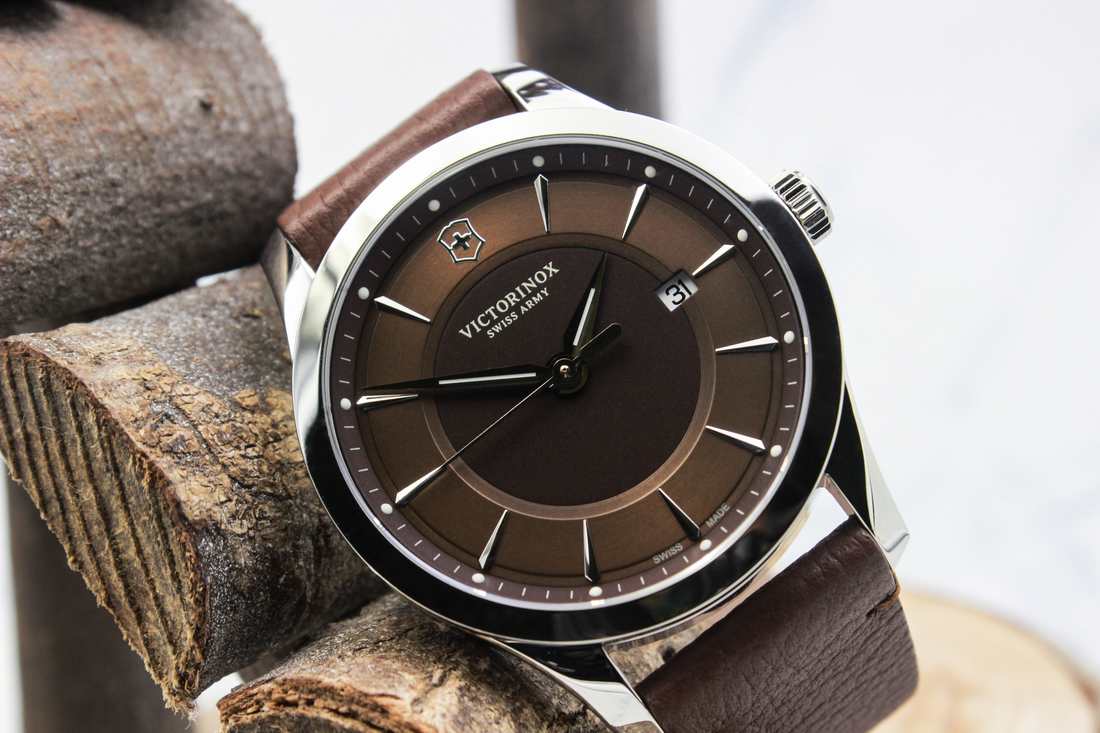 Đồng hồ chính hãng cao cấp