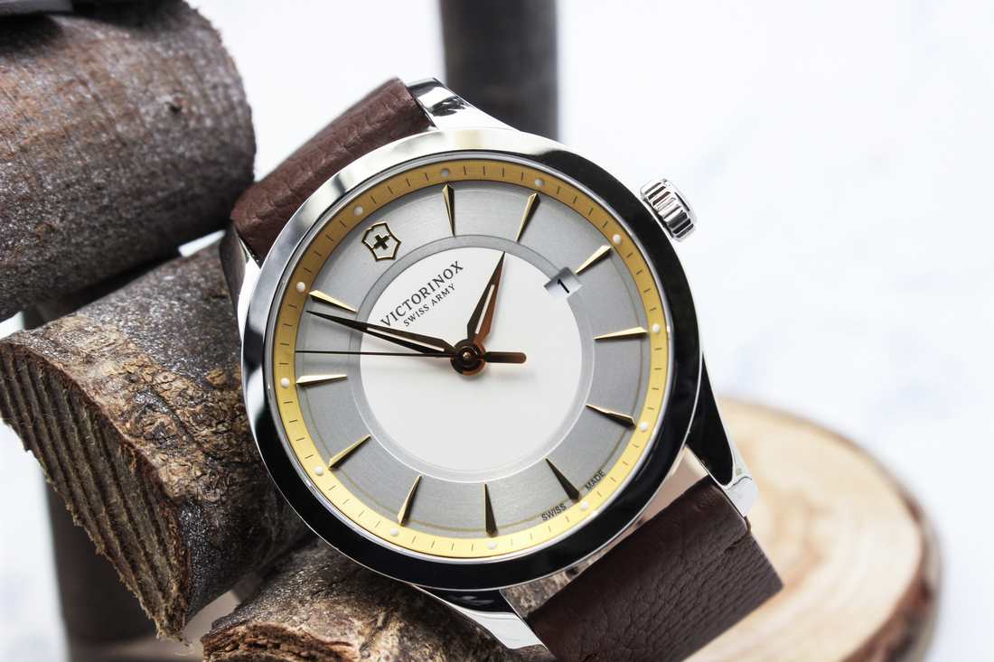 Đồng hồ chính hãng cao cấp