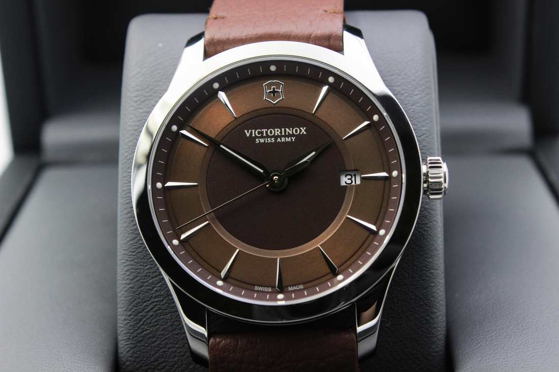 Đồng hồ chính hãng cao cấp