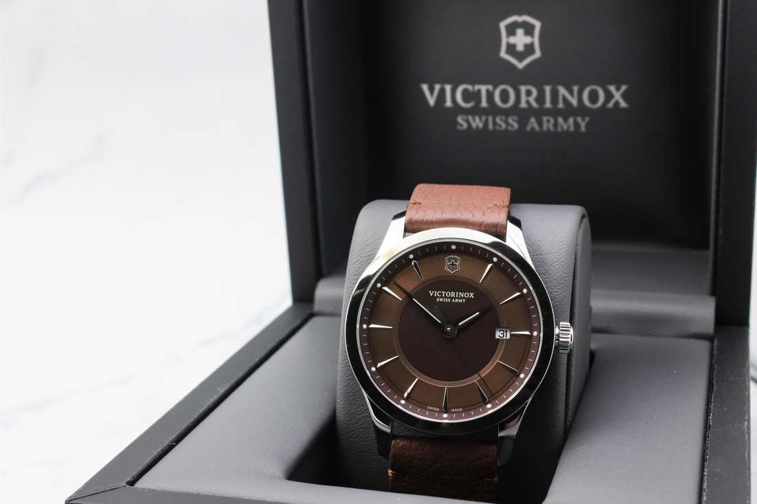 Đồng hồ chính hãng cao cấp