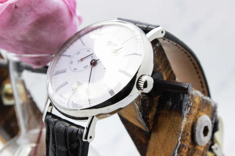 Đồng hồ chính hãng cao cấp