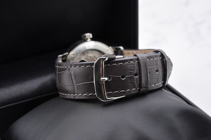 Đồng hồ chính hãng cao cấp