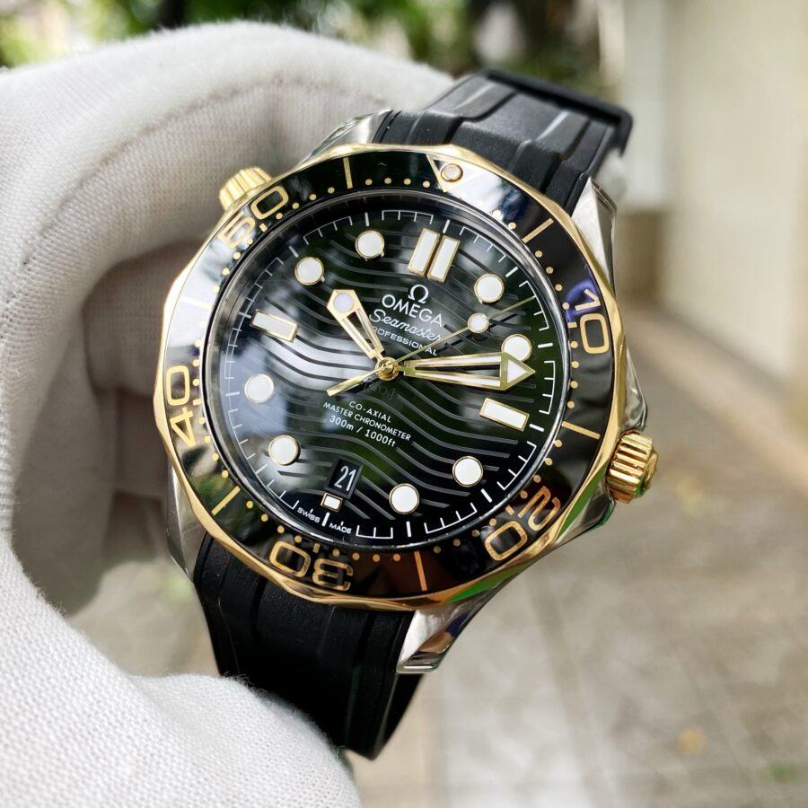 Đồng Hồ Omega Seamaster Professional Chronometer 89593532 - Cũ