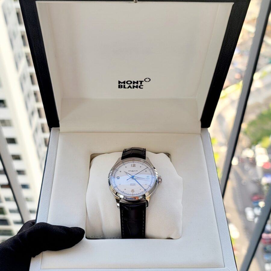 Đồng Hồ Montblanc Heritage GMT Automatic Silvery White Dial 119948 - Cũ