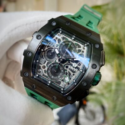 Đồng Hồ Tsar Bomba Quartz Tonneau Wristwatch TB8204Q-06