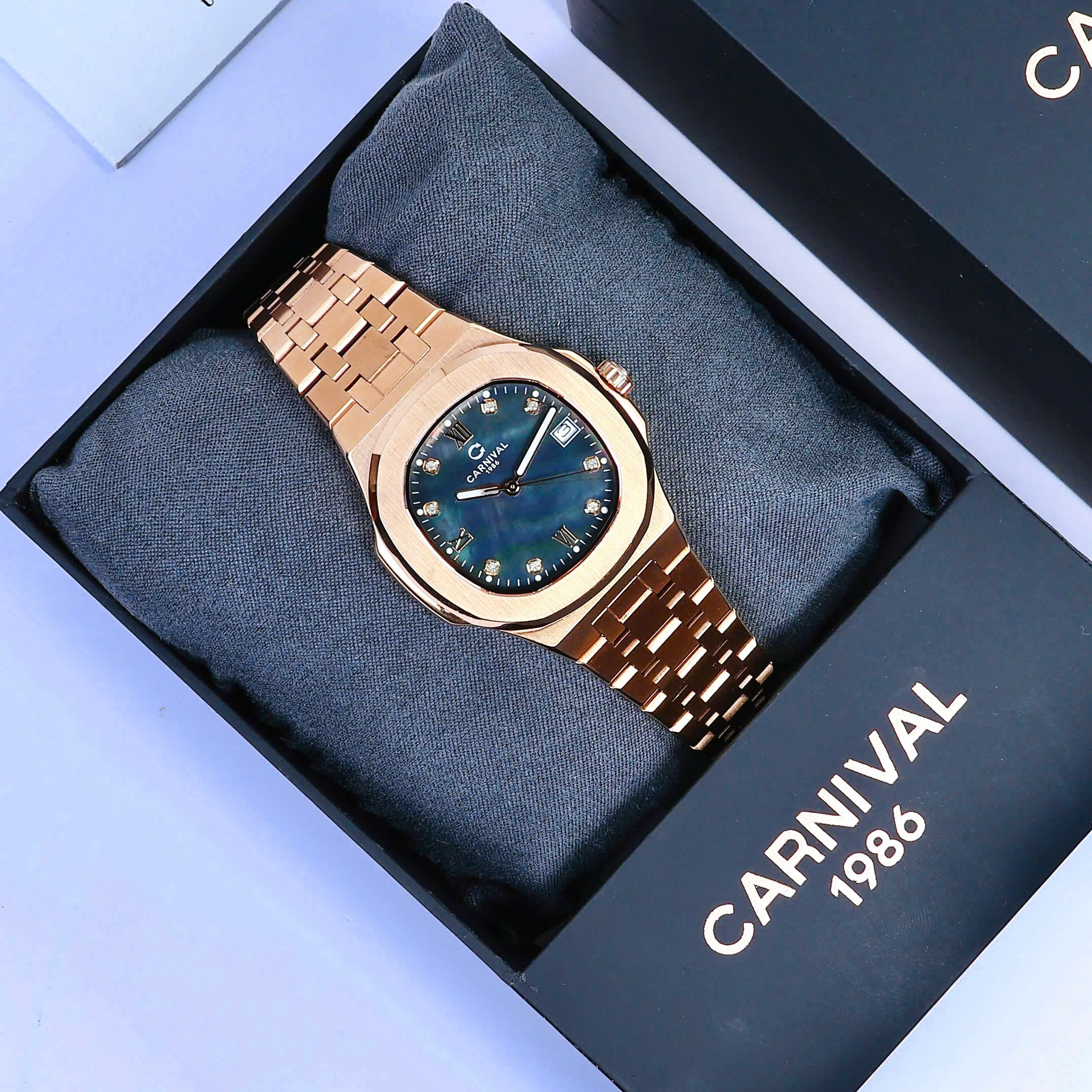 z7284654013966_79b4b9ef15fcc1db788f84d00d8f6b06