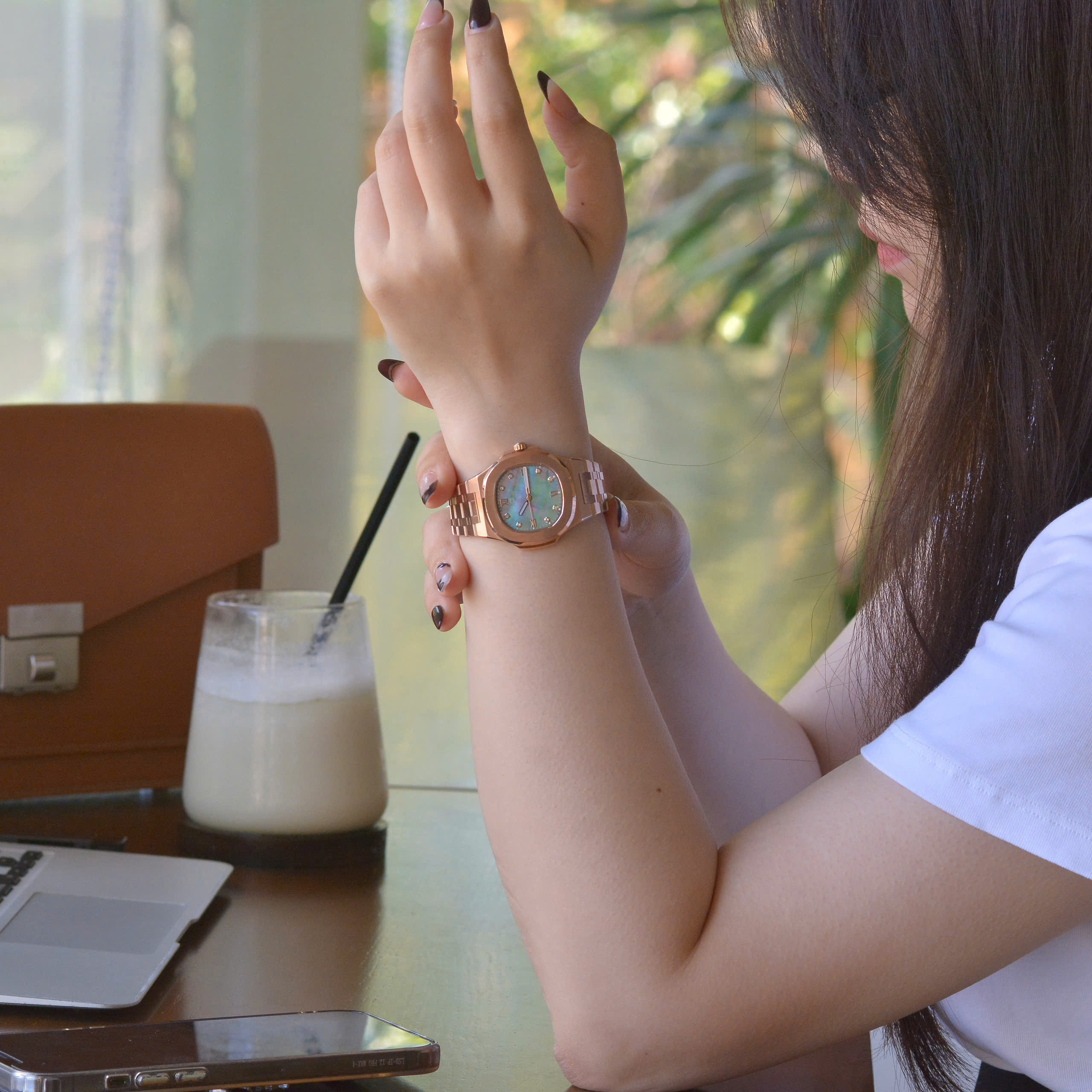 z7284654032145_860f4f823c56a076e756304c2932bbee